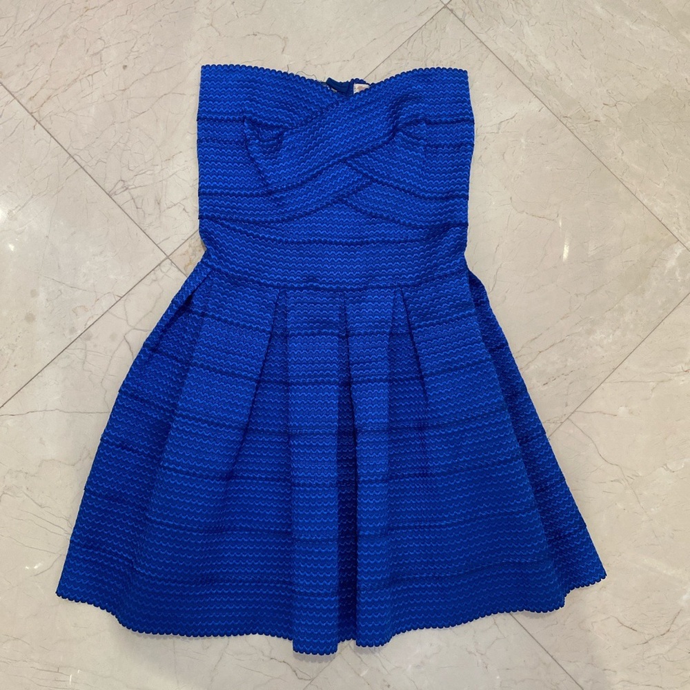blue bandage dress